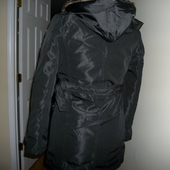 New without tag. x-small. black satiny coat. belt - Picture 3 of 4